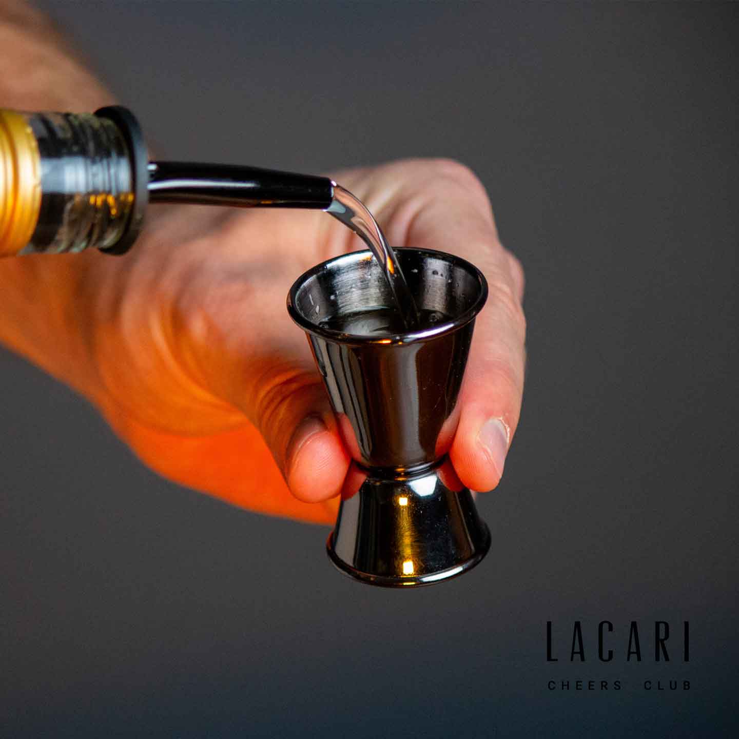 Ausgießer für Flaschen - Präzise & Stilvoll Cocktail- & Barzubehörsets Lacari